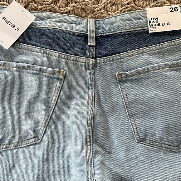 New Forever 21 Low Rise Wide Leg Loose Fit Denim Shorts 26 Patchwork Distress - Picture 8 of 9